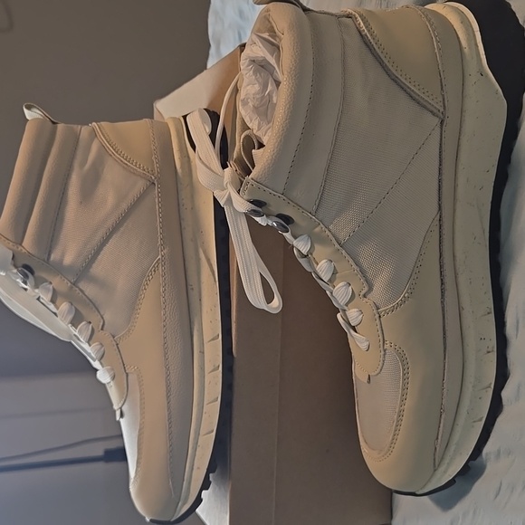 Madewell-The Sneaker Boot in Washed Nubuck Color Harvest Moon Multi-Size 8 - Picture 9 of 17